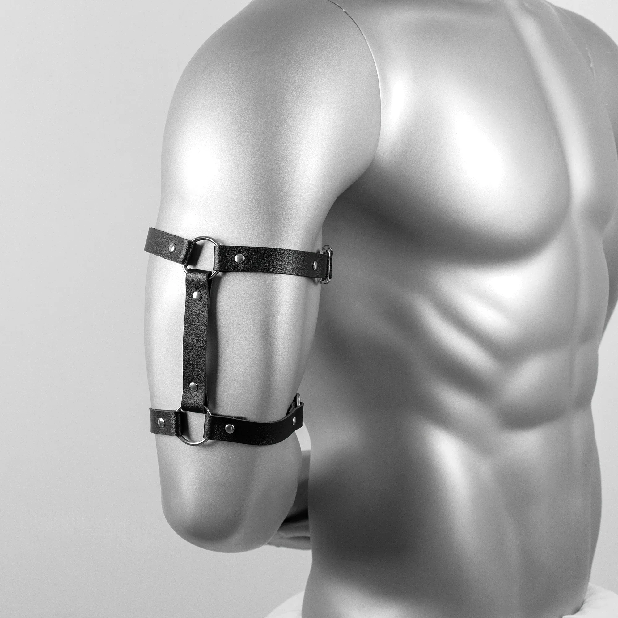 Herren Kunstleder Oberarm-Bandage Elastisches Verstellbares Armband Männer Arm-Harness Gürtel Kostüm für Nachtclub Cosplay – Detail 9