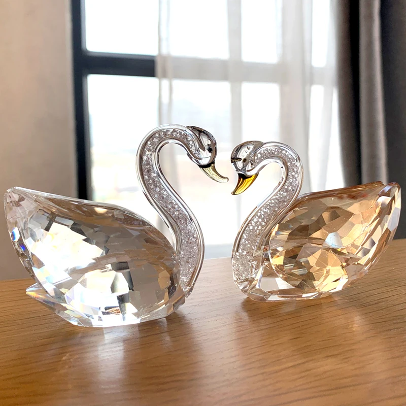 

3 Colors Bigger Swan Crystal Glass Figurine Collection Diamond Swan Animal Paperweight Table Ornament Decor Wedding Decor Gifts