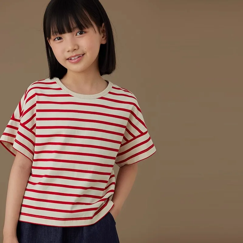 男の子と女の子のためのラウンドネックTシャツ,ストライプのコットントップ,ショート,ノースリーブ,カジュアル,夏のファッション