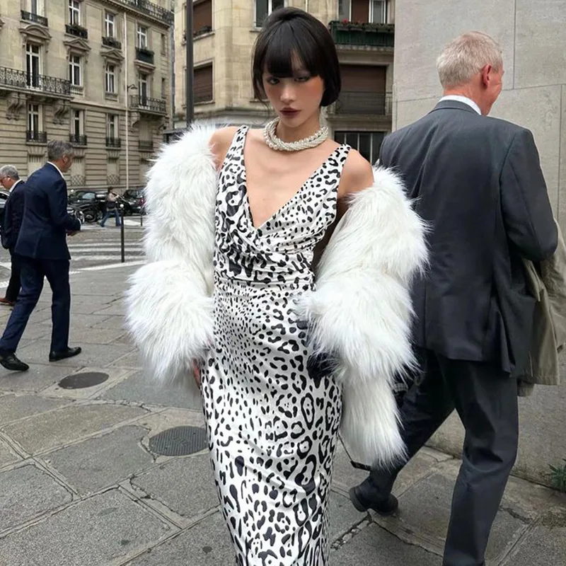 2025 Vrouwen Luipaard Print Satijn V-hals Jarretel Backless Jurk Sexy Hot Girl Slim Lady Party Streetwear Jurken