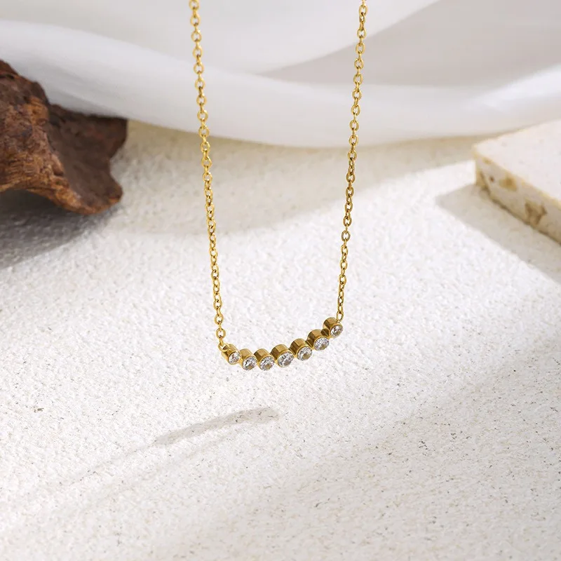 Smile Clavicle Chain for Women, Light Luxury Full‑Pavé Zircon Necklet, Fashion Minimalist Versatile Necklace