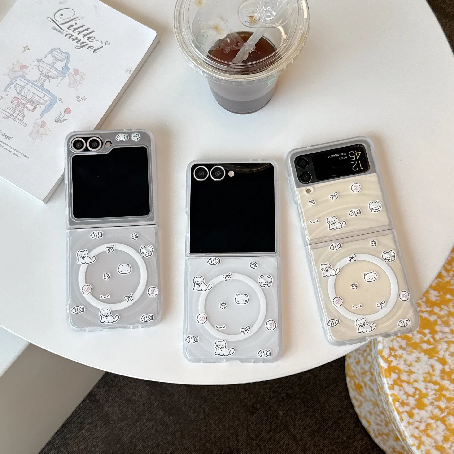 حافظة هاتف 810A100 لهاتف سامسونج جالاكسي Z Flip 7 6 5 4 غطاء خلفي واقٍ لهاتف ZFlip5 ZFlip6 ZFlip7