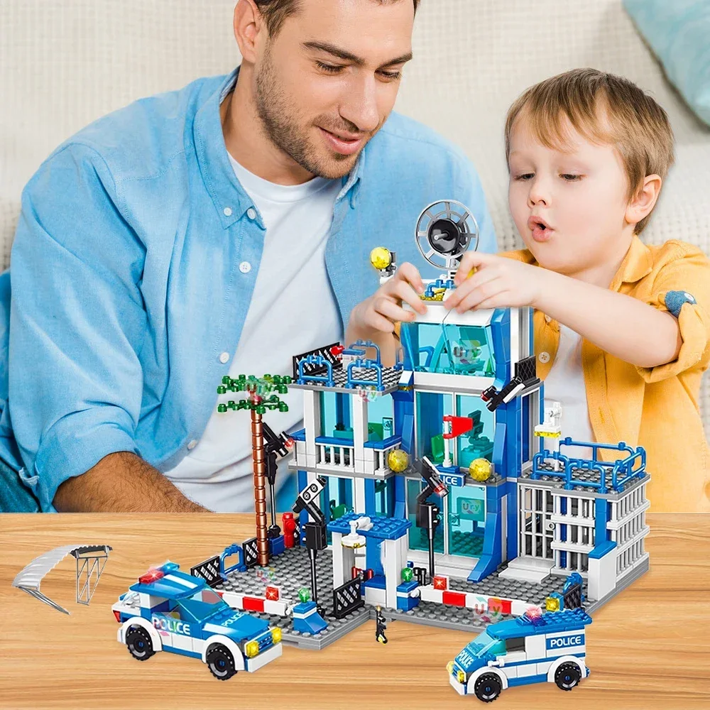 Ensemble de modèles de station de police militaire SWAT, voiture de prison, bateau de policier, figurines de blocs de construction modèles, jouet de bricolage pour enfants, cadeaux pour garçons