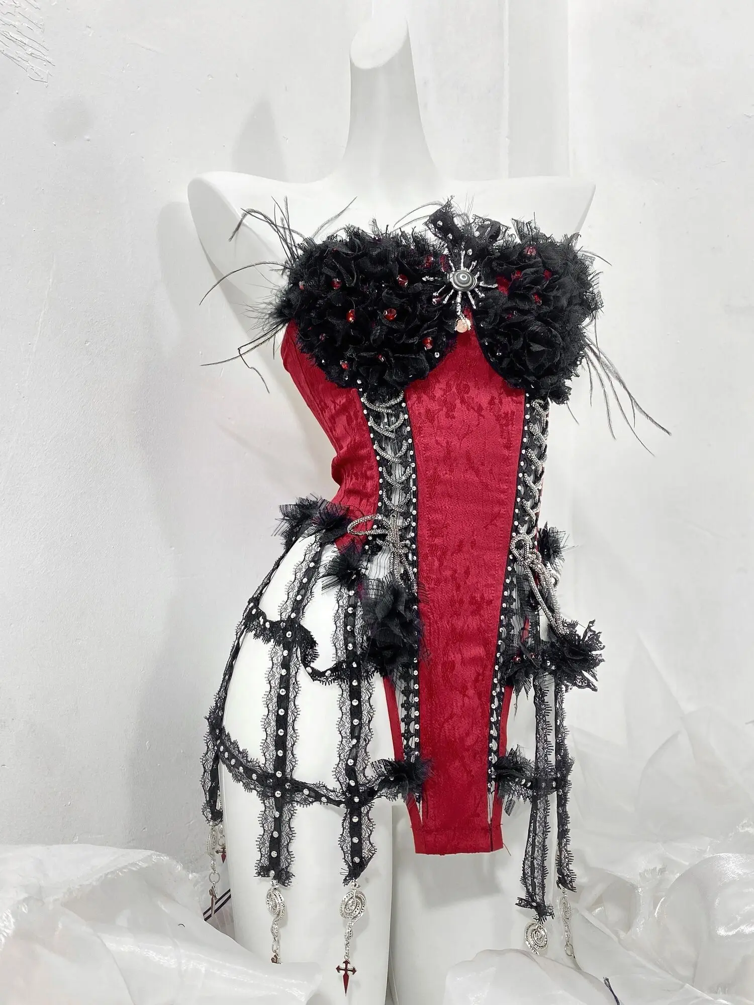 

Gothic Black Strap Drawstring Fishbone Corset Birdcage Waist Body Straightening Top Dress Handmade Red and Black