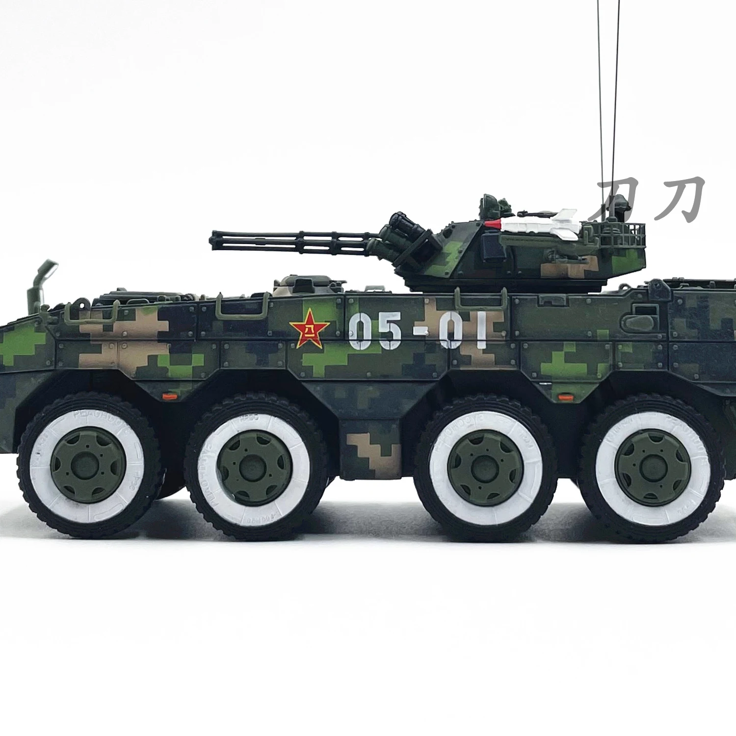 1:72 Scale China ZBL-08 Wheeled Infantry Fighting Vehicle Jungle Product Model For The 60th Anniversary Of The National Day