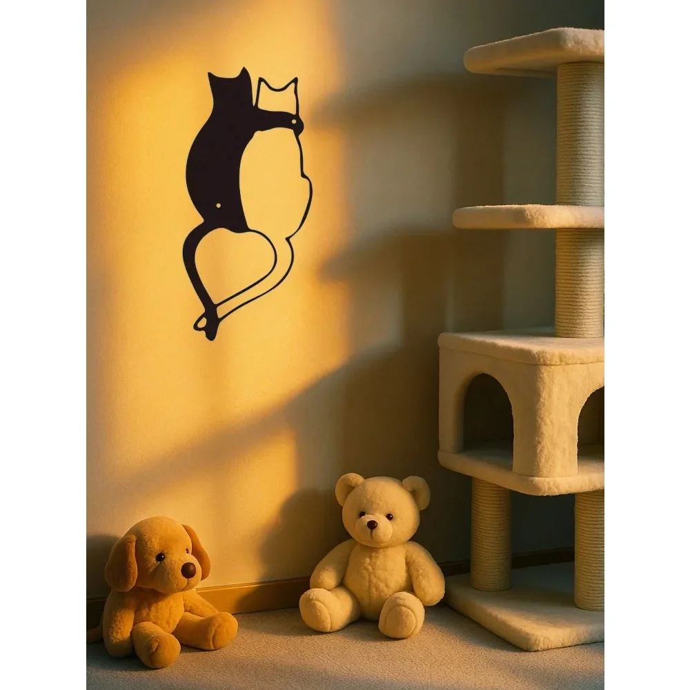 Verwöhnte Haustiere umarmen Katzen-Silhouette-Wandskulptur, handgefertigt, mattschwarzes Eisen, moderne, minimalistische, katzenhafte Kunstdekoration zum Wohnen