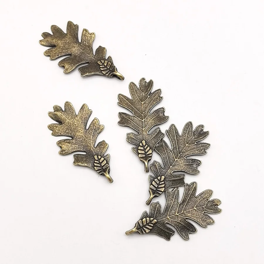 10pcs/pack Antique bronze alloy daisy leaf Necklace pandent Vintage Jewelry Findings Handmade Crafts Bracelet Dec  01329 44*27mm