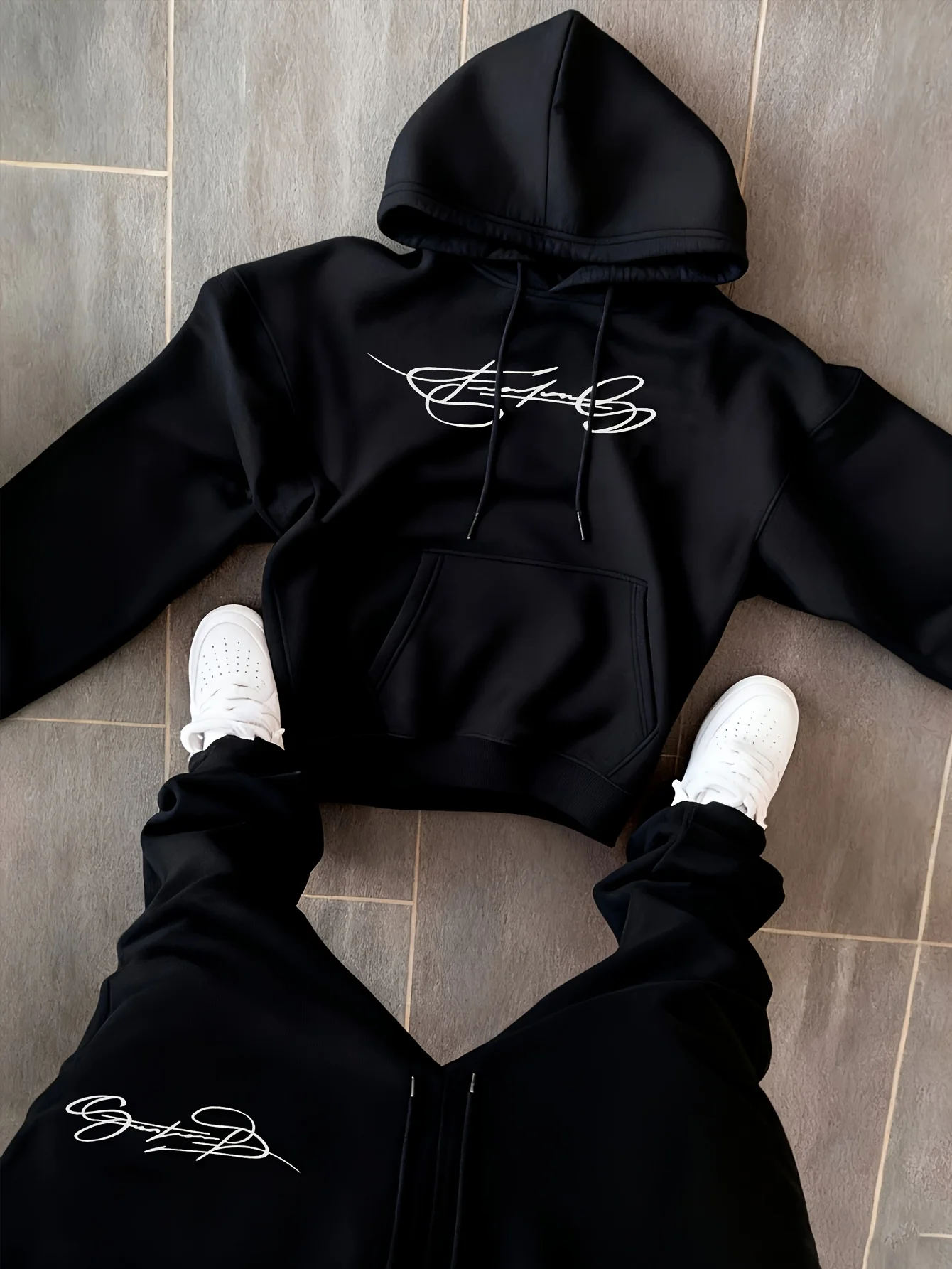 2026 Herren-Pullover-Set - Herbst/Winter 2-teiliges Set, Klassischer Kapuzenpullover mit Buchstabenmuster + Jogginghose Herrenbekleidung