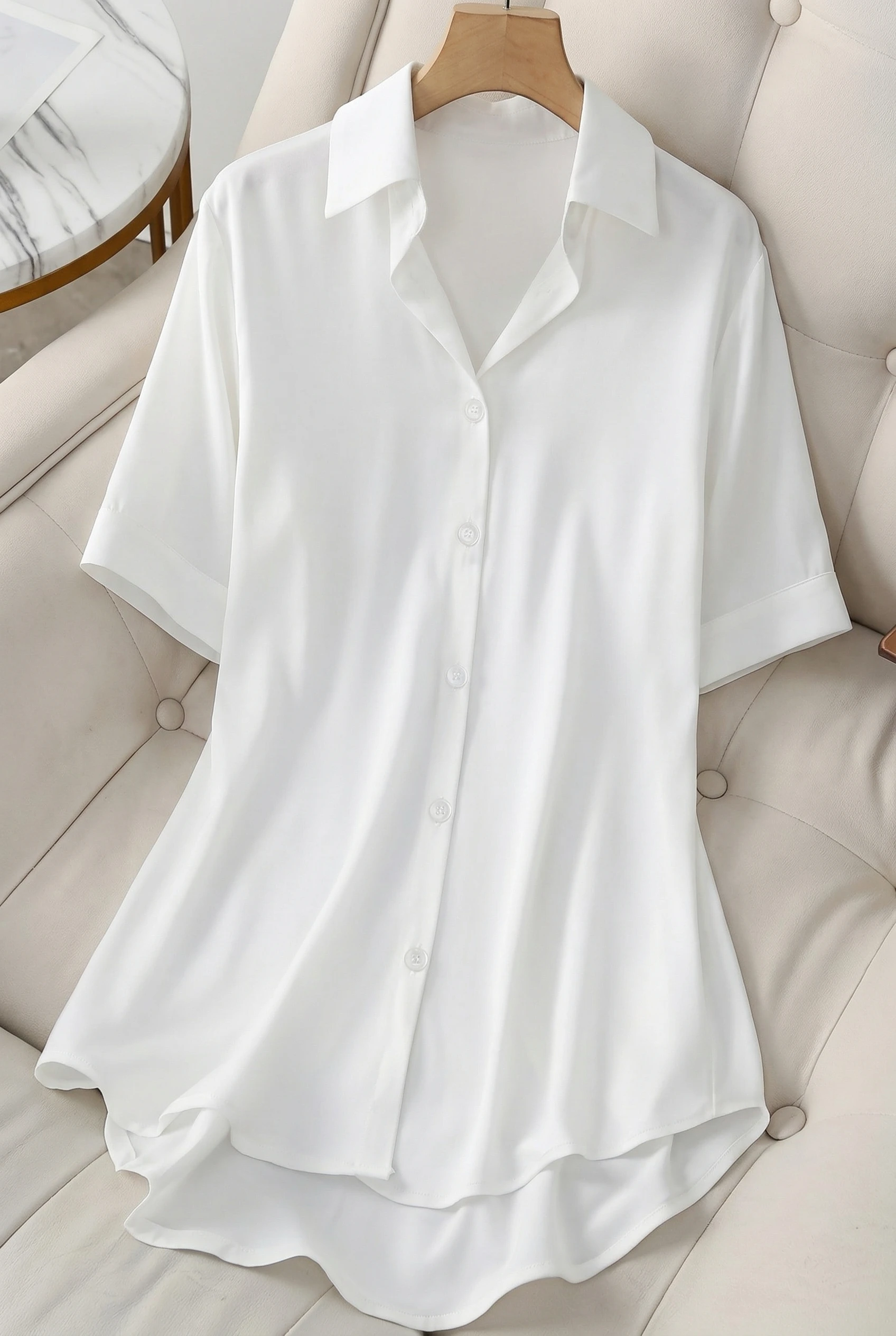 

Large-sized women's solid-colored button-down short-sleeve shirt with single-breasted casual everyday cardigan top