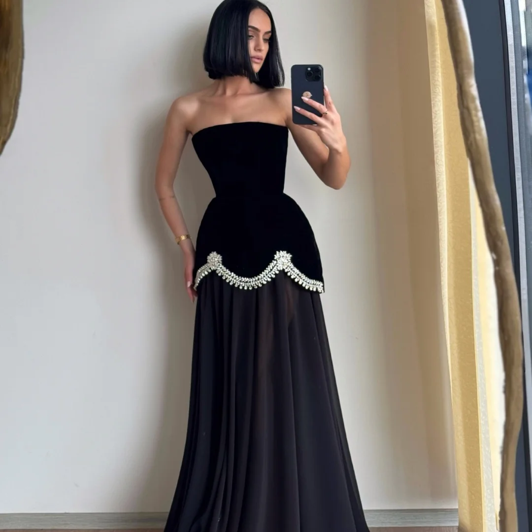 فستان بيلا مخصص أسود لامع بدون حمالات بدون ظهر رداء de soirée بدون أكمام على شكل حرف a للحفلات بطول الأرض للحفلات الراقصة 2025