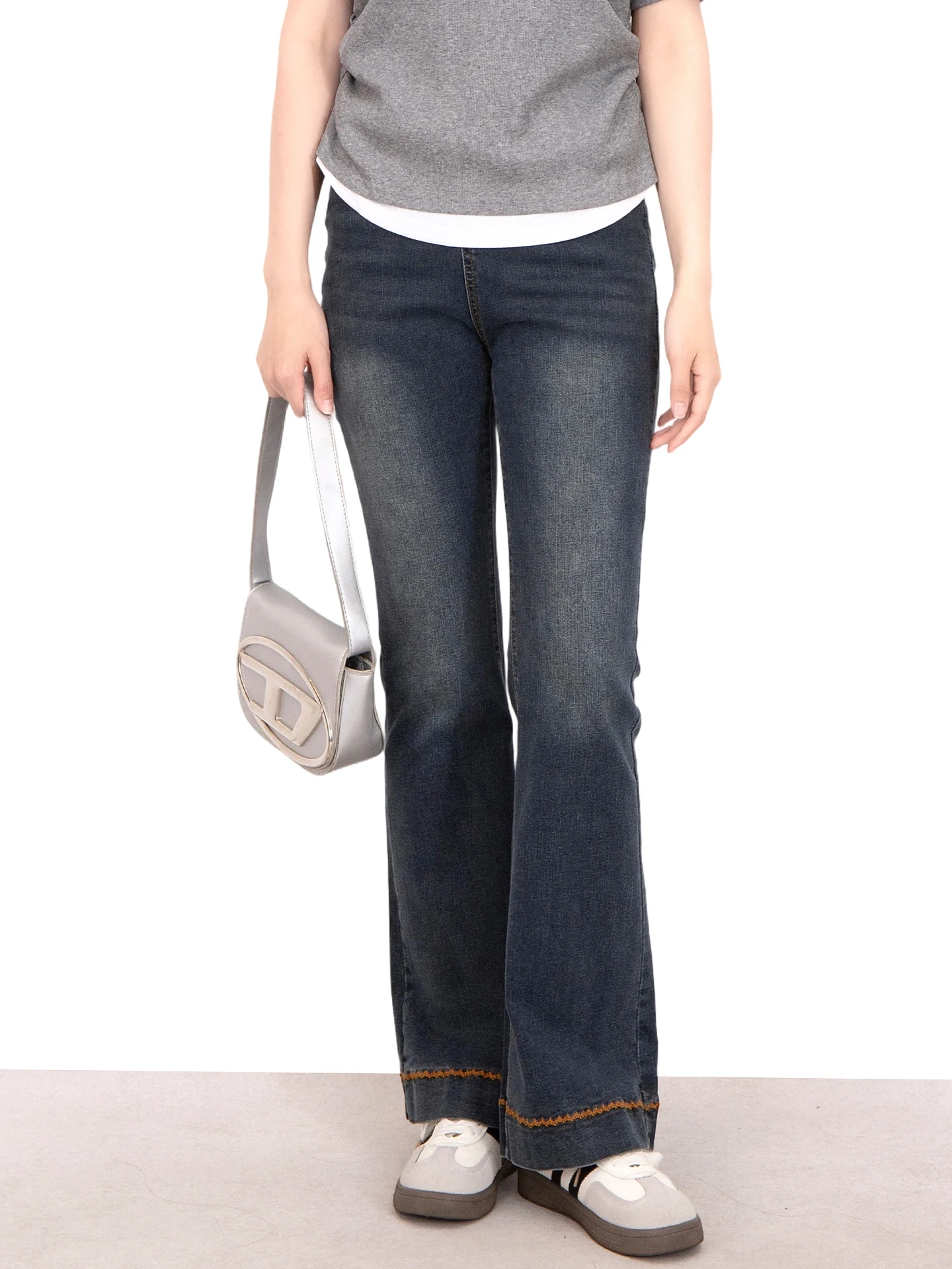 

Джинсы-клеш больших размеров с высокой талией для женщин, винтажные, с эффектом удлинения ног, выцветшие, из комфортного полиэстера