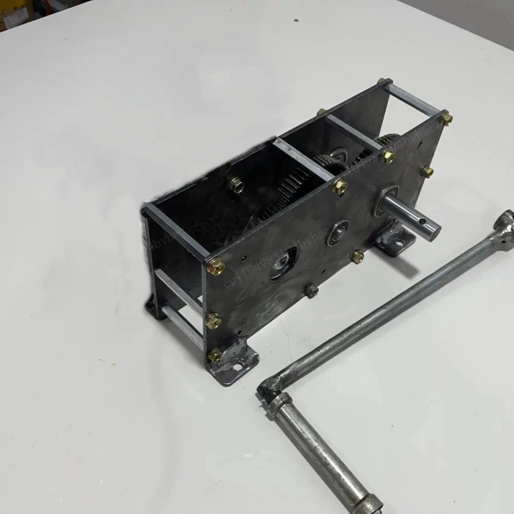 AC 220V 2000W 50Hz Hand-Cranked Generator: Household High-Power Strong Magnet Speed-Increasing Gearbox