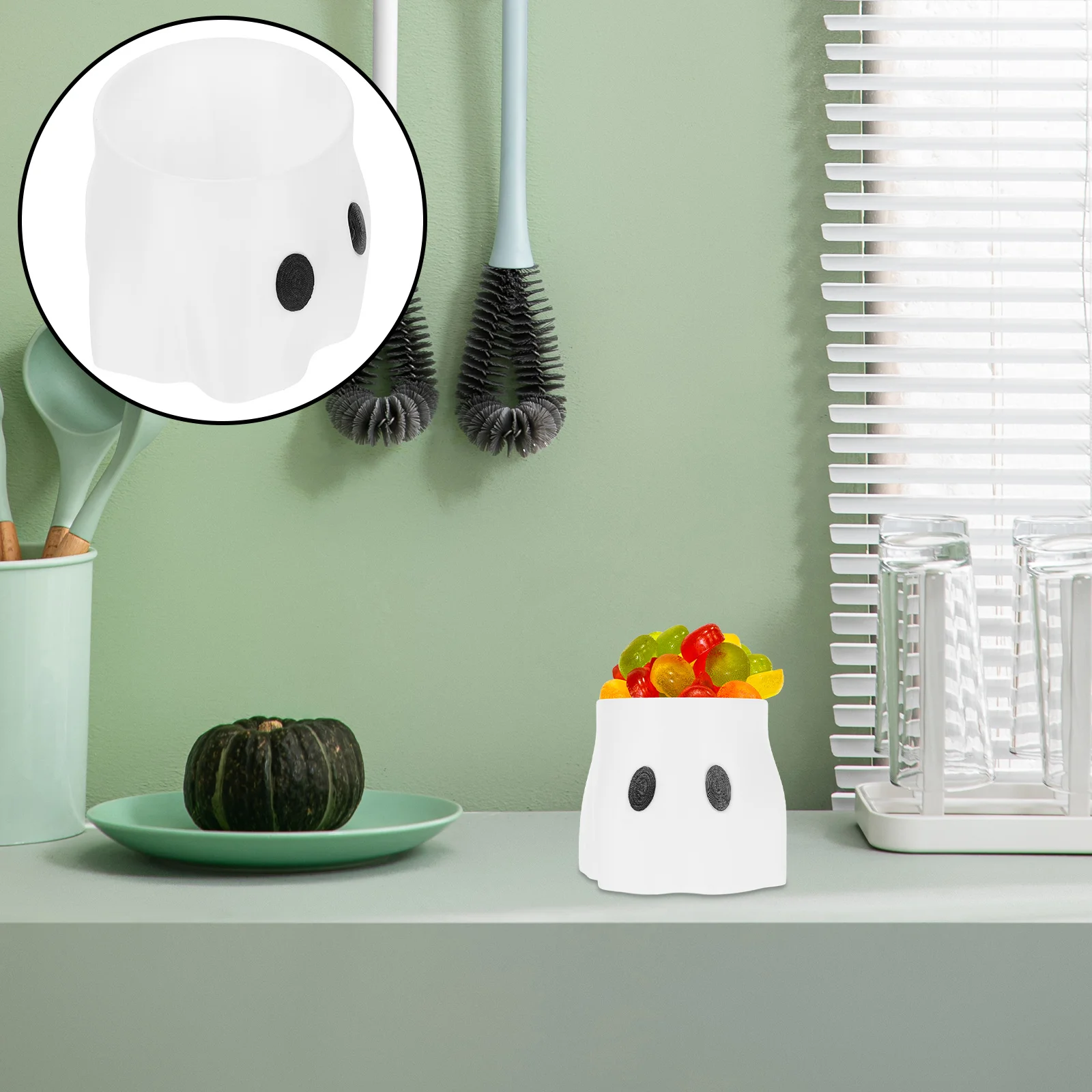 

Halloween Candy Bucket Ghost Design Elegant Indoor Home Decor Center Table Decoration Candy Holder Dispenser Halloween Props