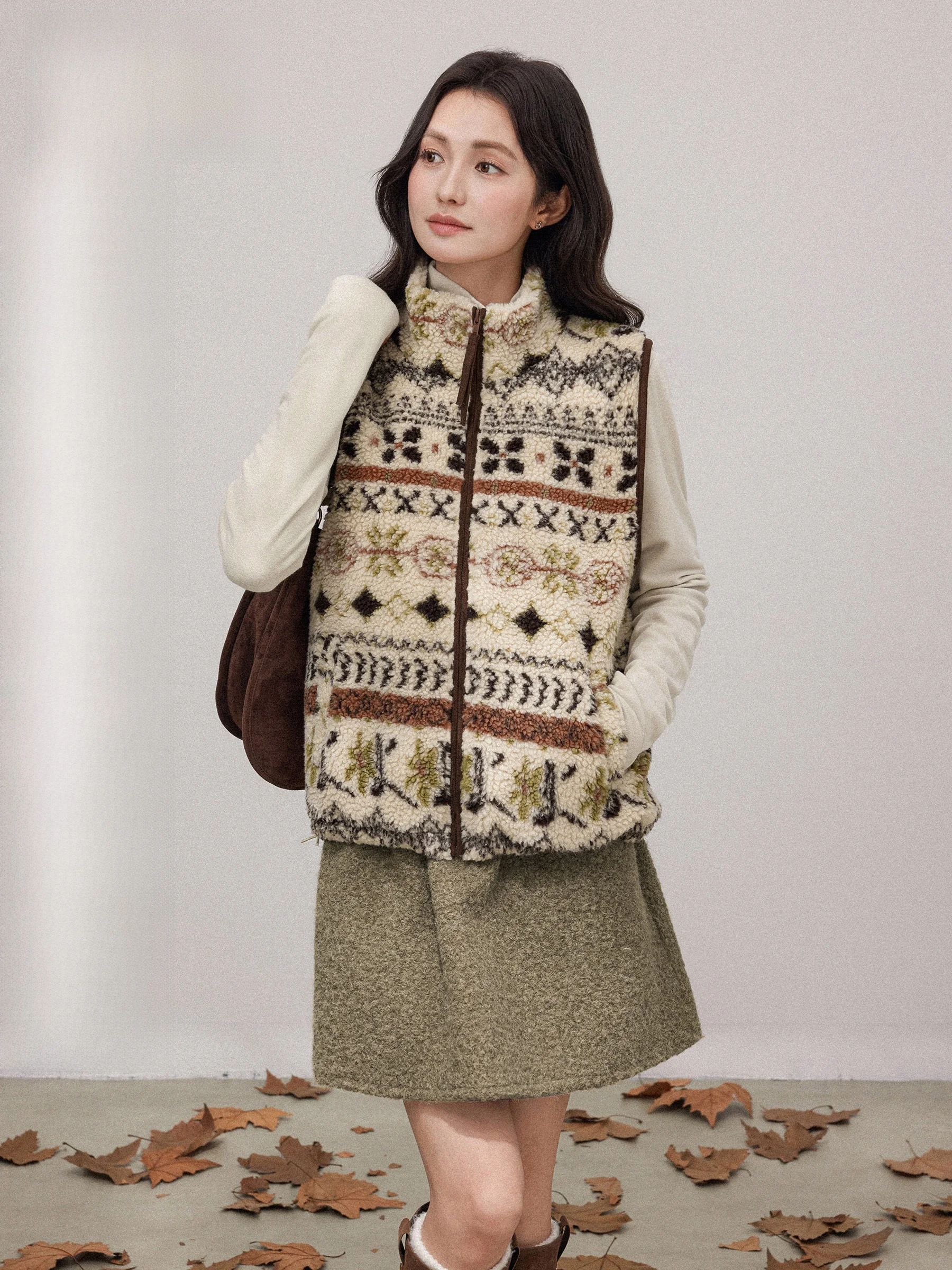 

Zhang Dou Dou Fei Dao Island Embroidered Stand Collar Svel Vest Women's Autumn Winter Warm Retro High-End Feel Layering...