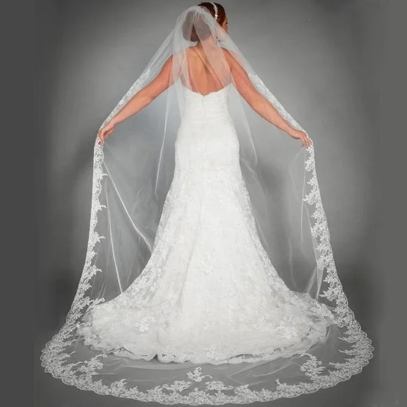 

Elegant 3 Meters Long Cathedral Wedding Veils Lace Edge 1 Layer Tulle Appliques Bridal Accessories