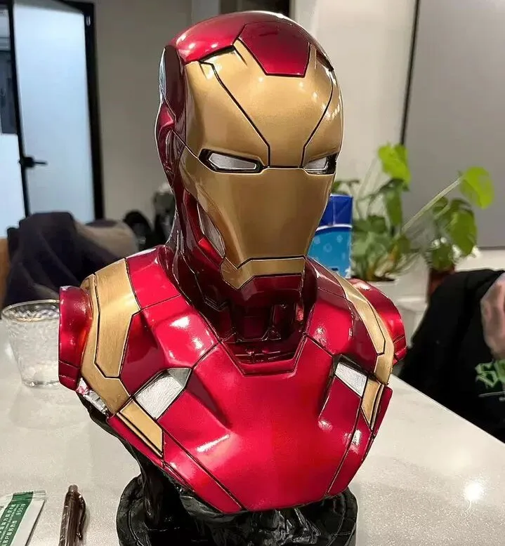 

Hot Marvel Hero Iron Man Bust Resin Statue Collection Model Action Figure Room Decoration Art Sculpture Crafts Gift