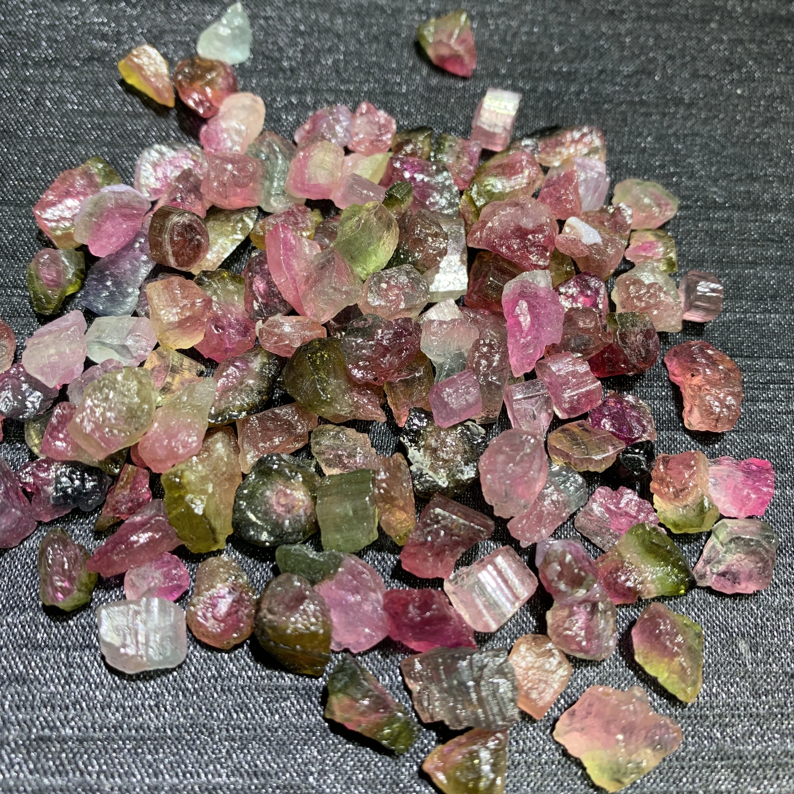 Natural Rough watermelon Tourmaline Stones Raw crystal stone chips for jewelry design