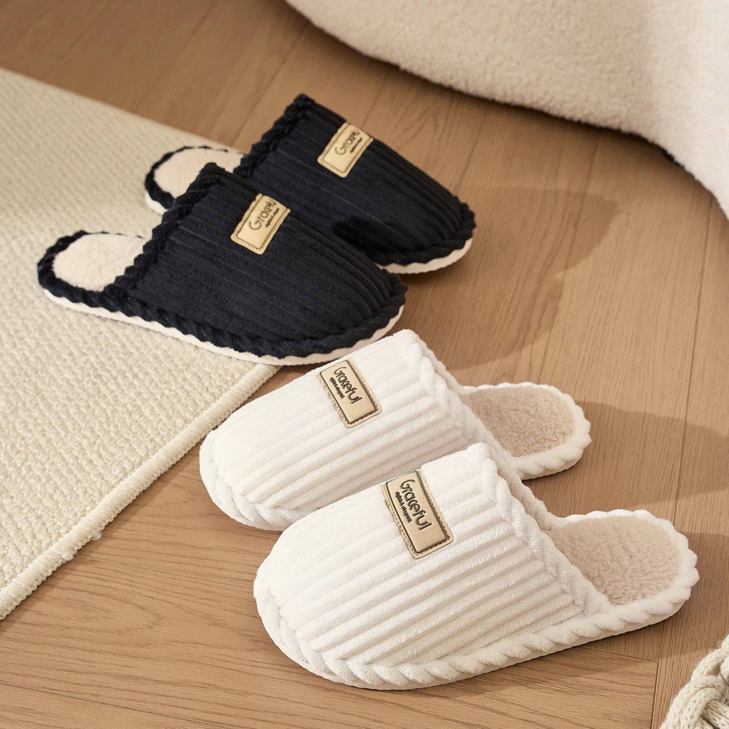 Cozy Women's Fuzzy House Slippers, Plush Lined Winter Indoor Shoes with Non-Slip Sole, Warm Comfy Home Footwear for Fall Winter