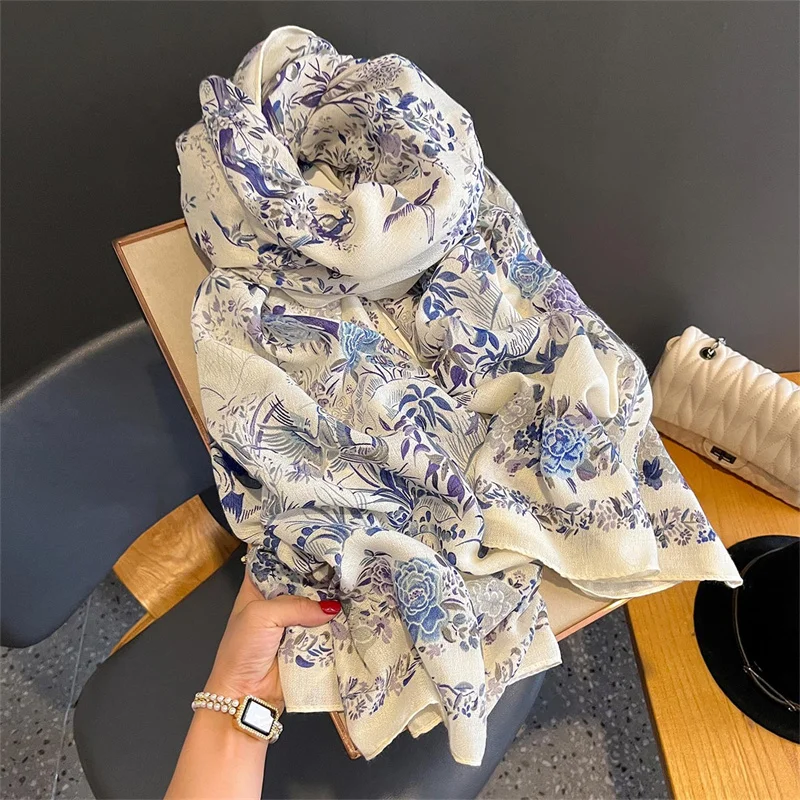 New Spring Women Cotton Scarf Beach Hijab Shawls and Wraps 2024 Luxury Brand Flower Female Foulard Echarpe Designer Bandana