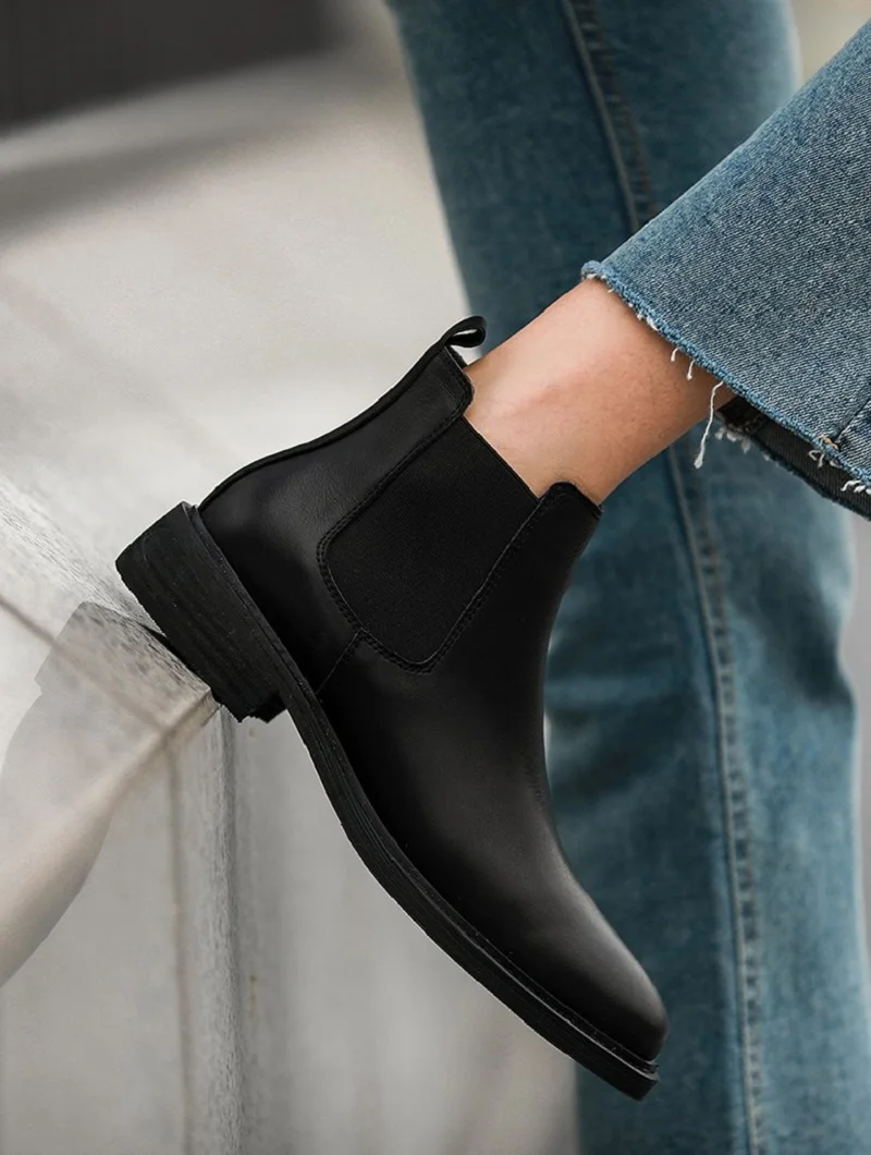 Women Chelsea Boots Basic Stylel Women Ankle Boots Autumn Winter Concise Cowhide Ladies Warm Shoes Slip On Classic Shoes