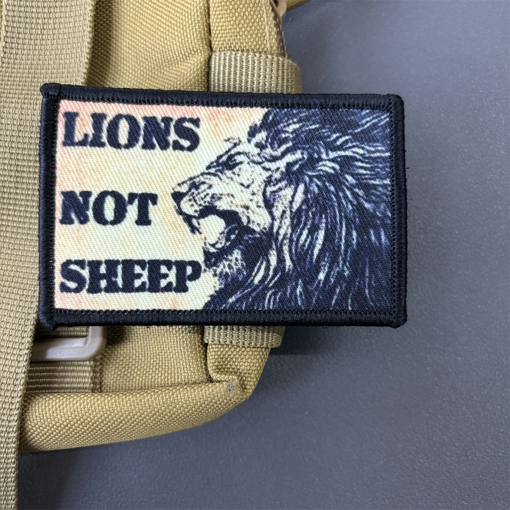 Patches De Leão Feroz Militar, Leões Não Moral De Ovelhas, Patches De Crachá Tático, Braçadeira Do Exército Impressa, Gancho e Loop, Mochila Colete Adesivos