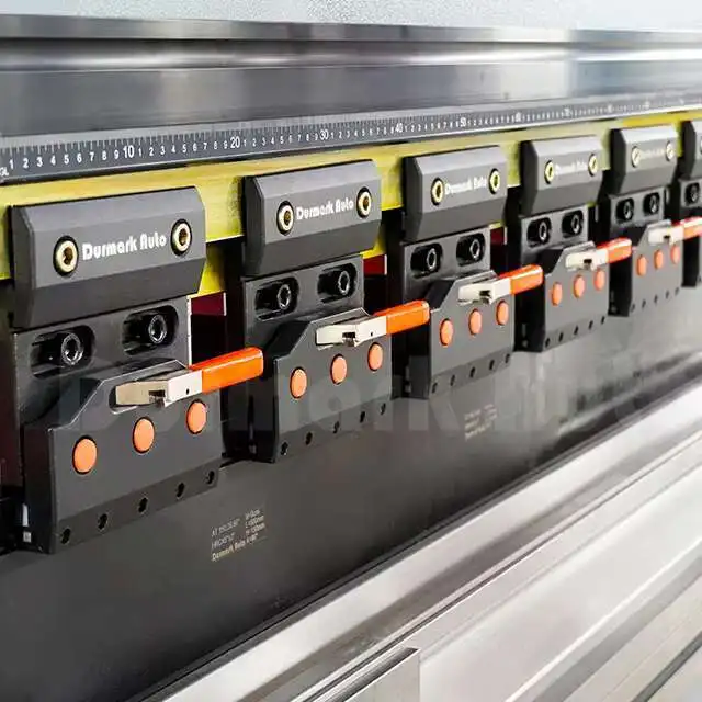 دورمارك العلامة التجارية 50T/2500 CNC الصحافة الفرامل ذات نوعية جيدة