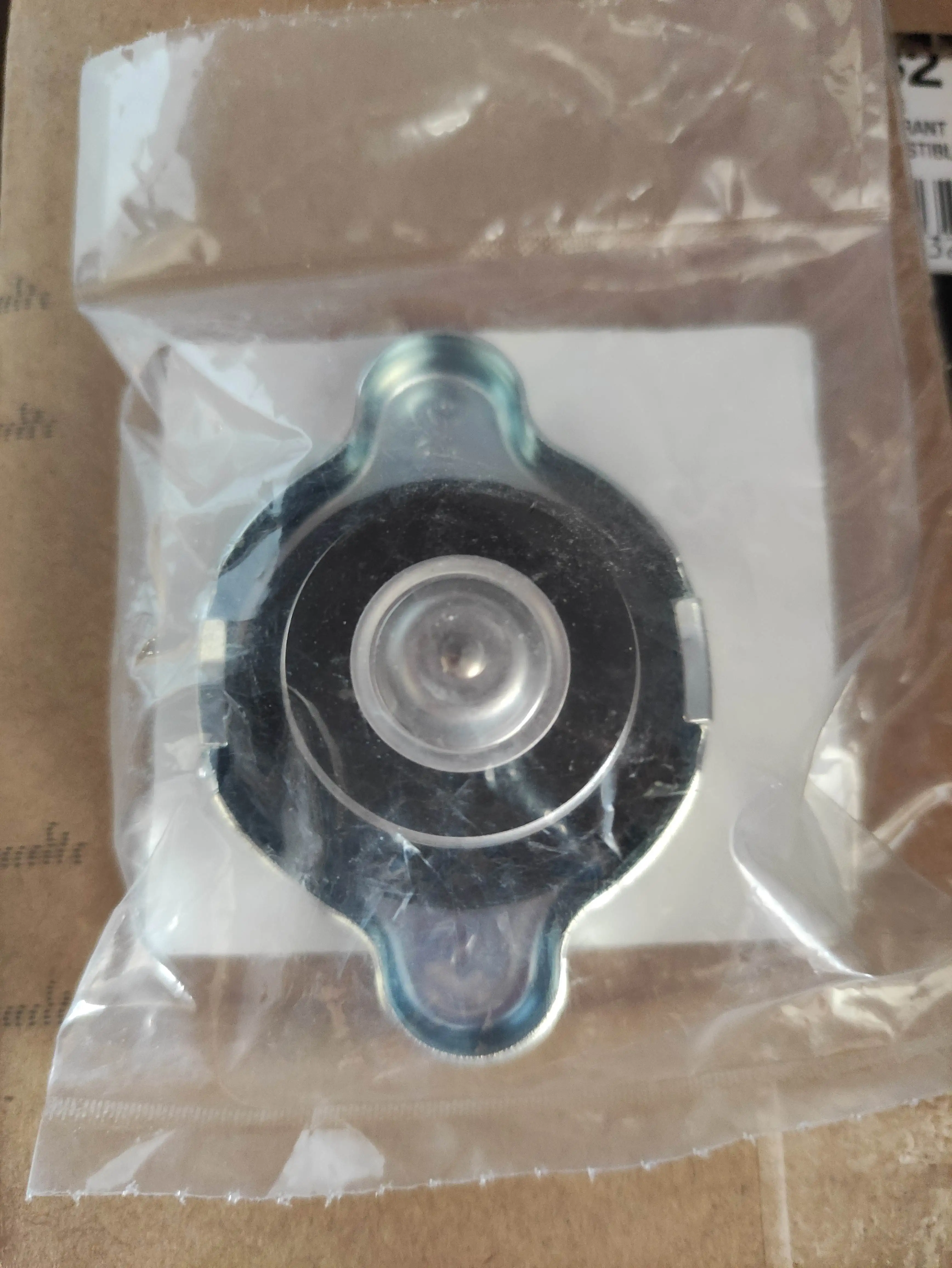 

17214-72020 WATER TANK CAP FITS J310 J112 J320 J115 DIESEL GENERATOR PARTS