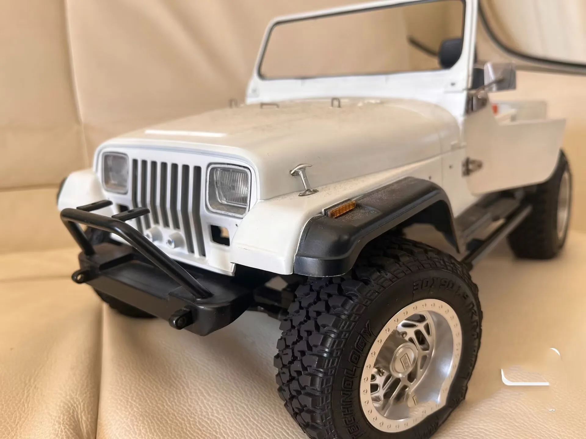 YJ Car Body Interior and cockpit 1/10 Tamiya CC01 CC02 CR01 CR02