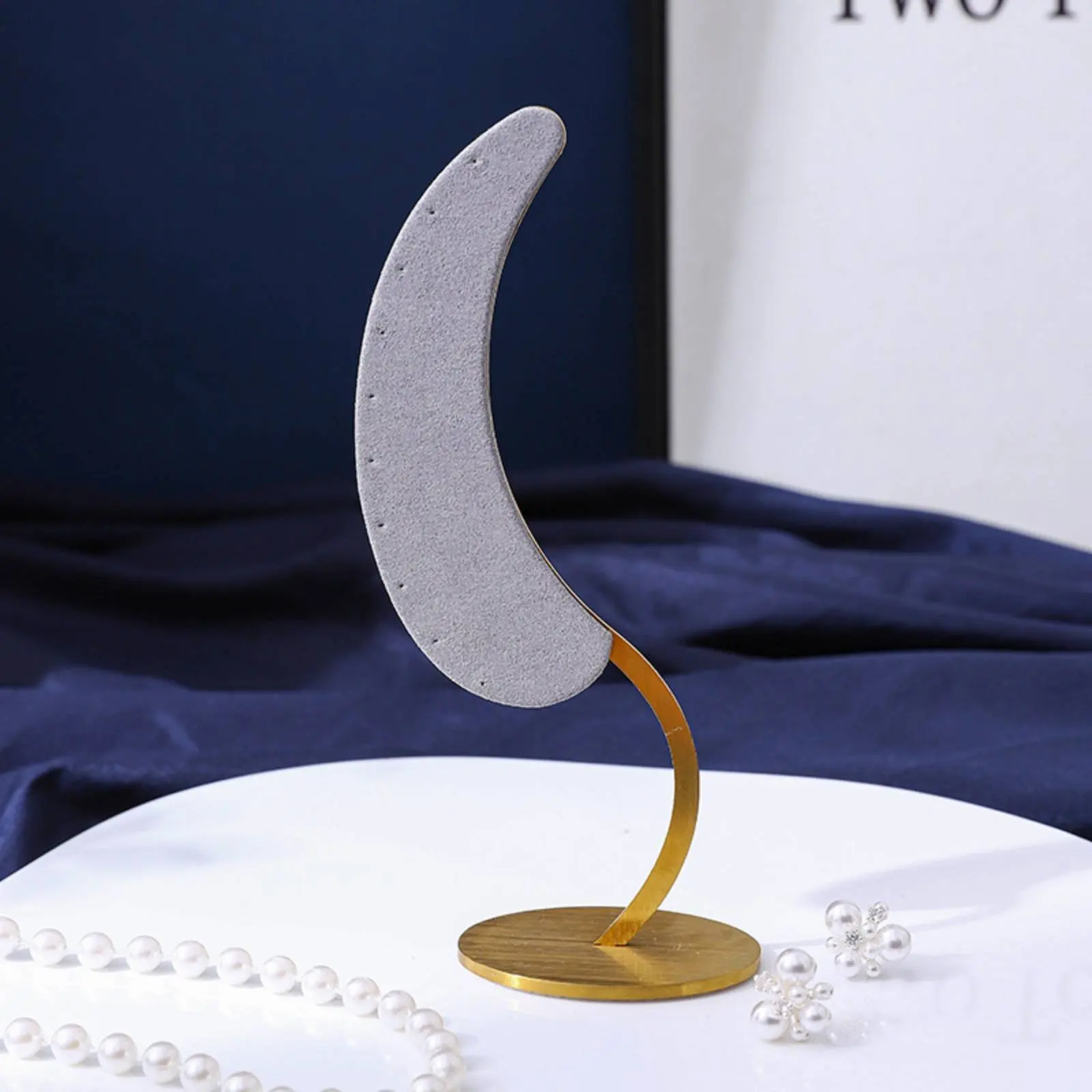 

Metal Earring Display Holder High-Quality Material Countertop Jewelry Display Rack Countertop Earring Organizer Elegant Design