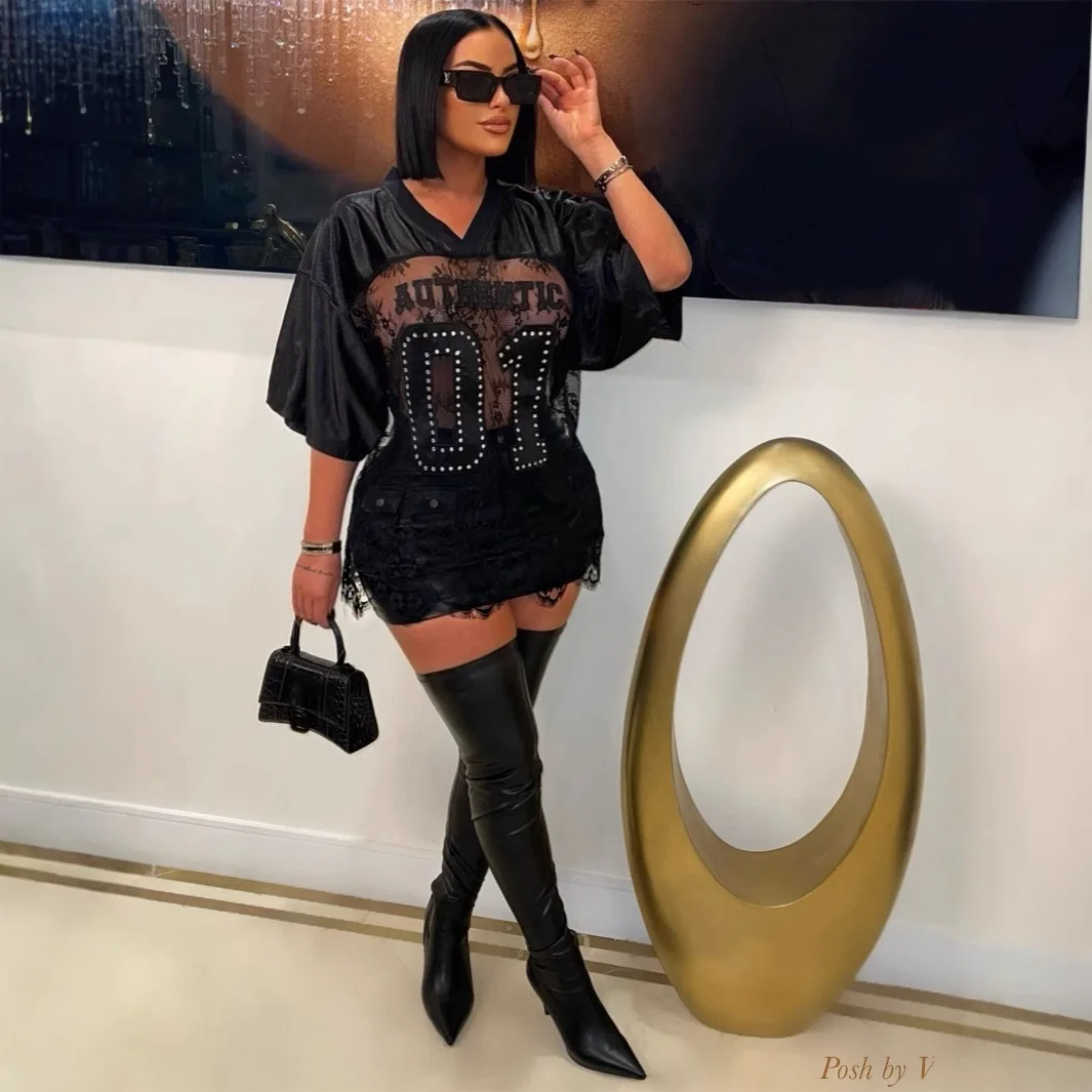 

Летние наряды для женщин, кружевные трикотажные топы со стразами и буквами, праздничная одежда в полночь, прозрачная футболка с v-образным вырезом и половиной рукава