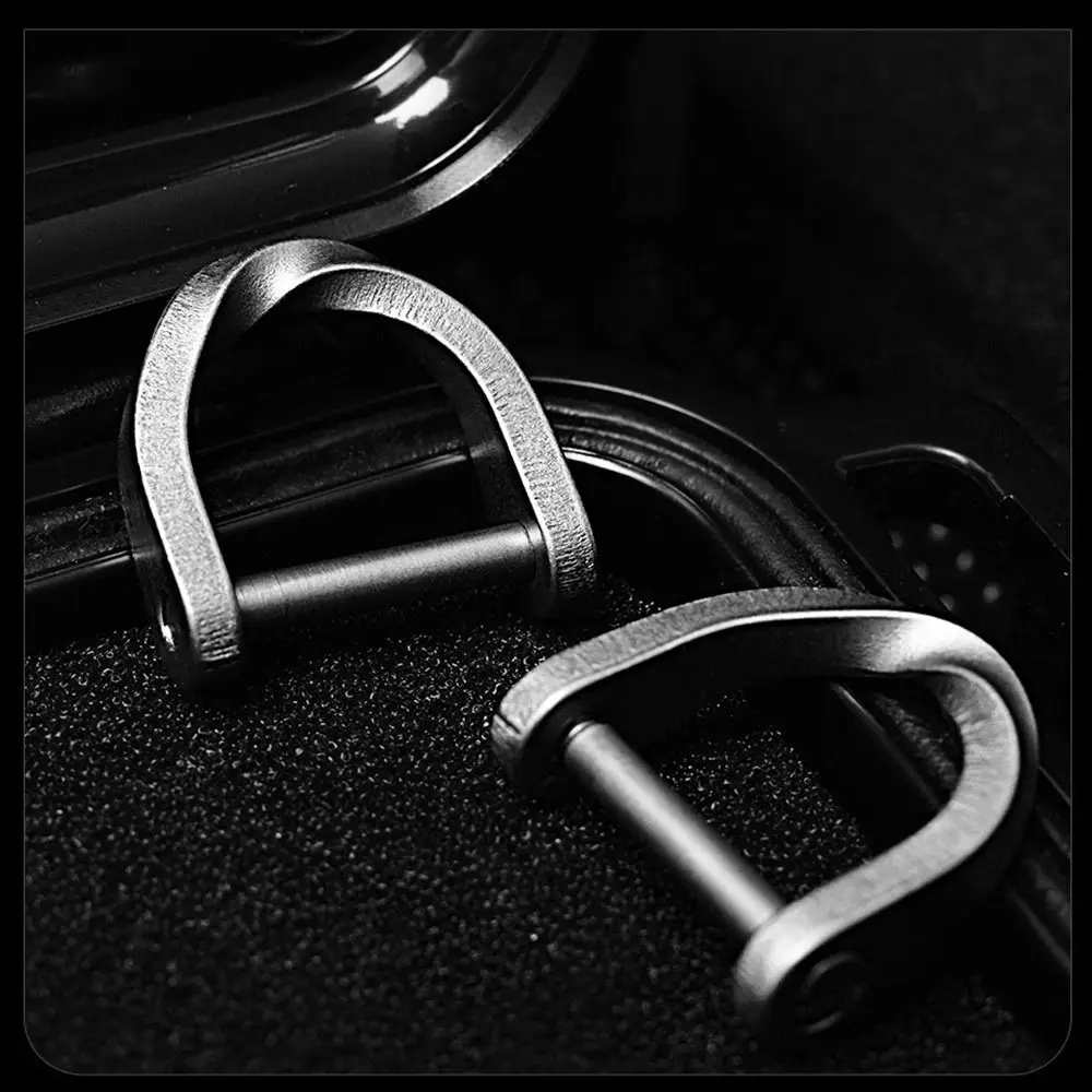 

Portable Titanium Alloy EDC Horseshoe Mountaineering Buckle Outdoor Multi Functional Hanging Key Bag Detachable Accessories