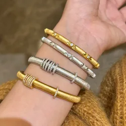 Italian Luxury Bracelet Bangles with Weave Pattern and Golden Carving