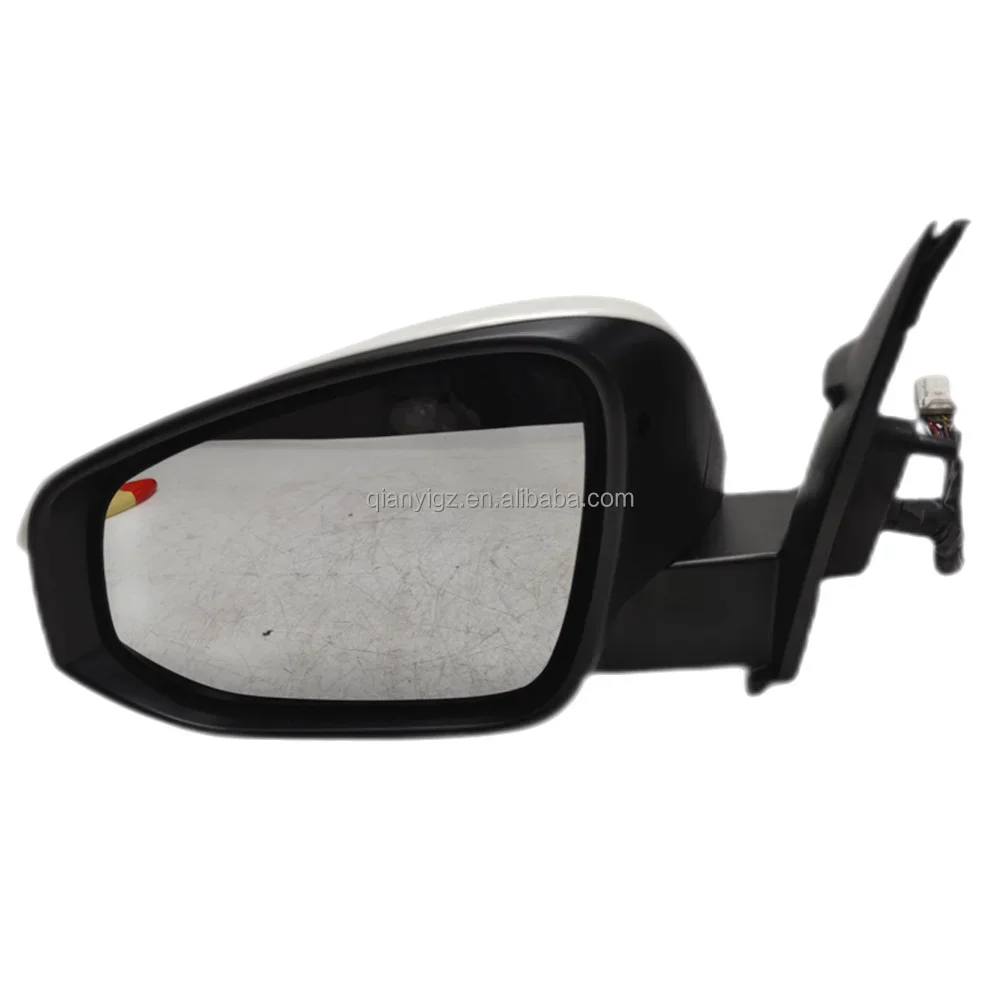 For RAV4 car reversing mirror Original disassembly Real second-hand lens Rear view camera 2016 heating lens