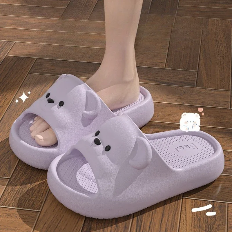 لطيف الكرتون الدب شبشب منزل للنساء 2025 جديد خفيفة الوزن لينة إيفا الشرائح امرأة الراحة المنزل الحمام عدم الانزلاق النعال