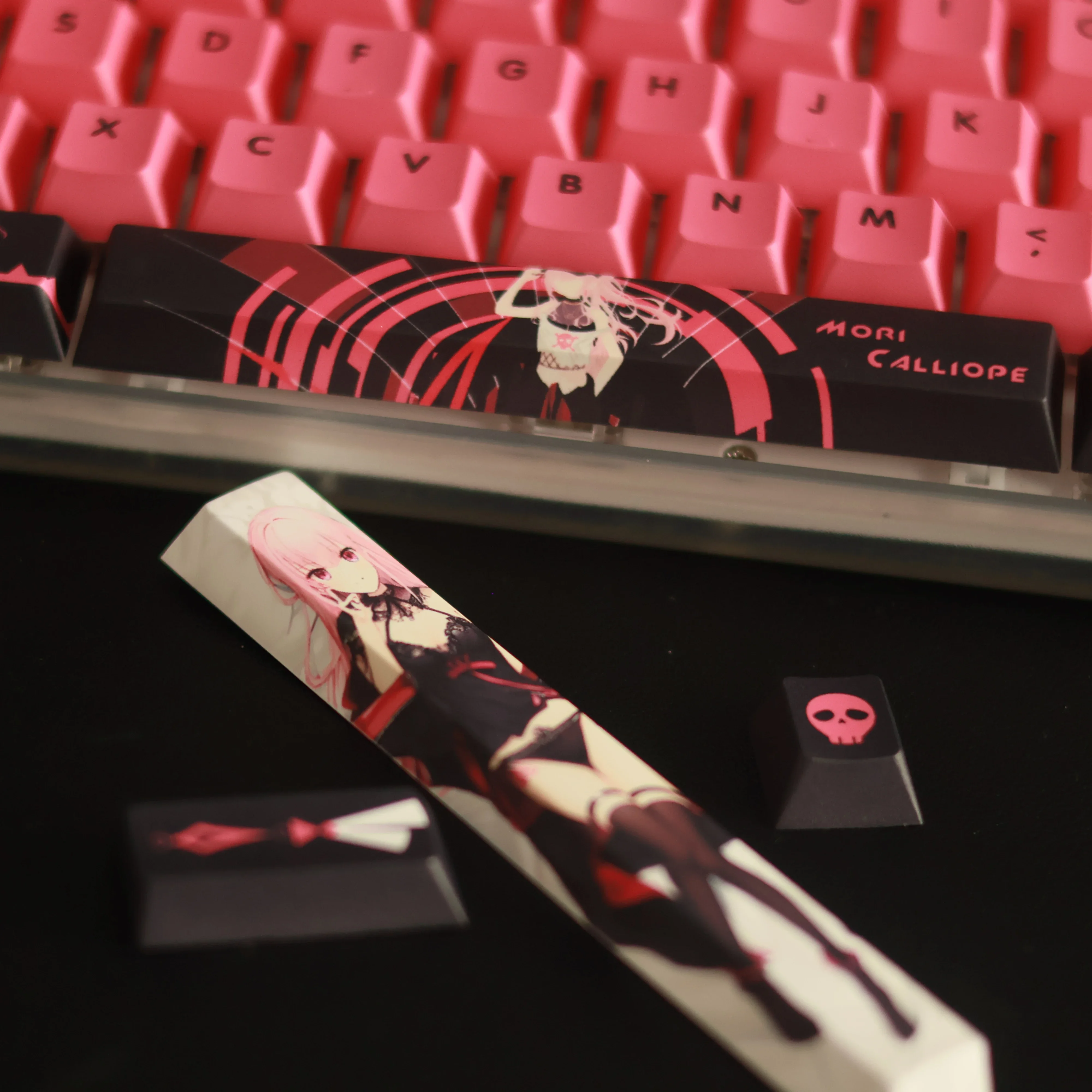 Keycaps Mori Calliope Hololive Vtuber PBT DYE Sublimation Cherry MX Switch For DIY GMK75/87/98/104 Anime Animation Keycaps