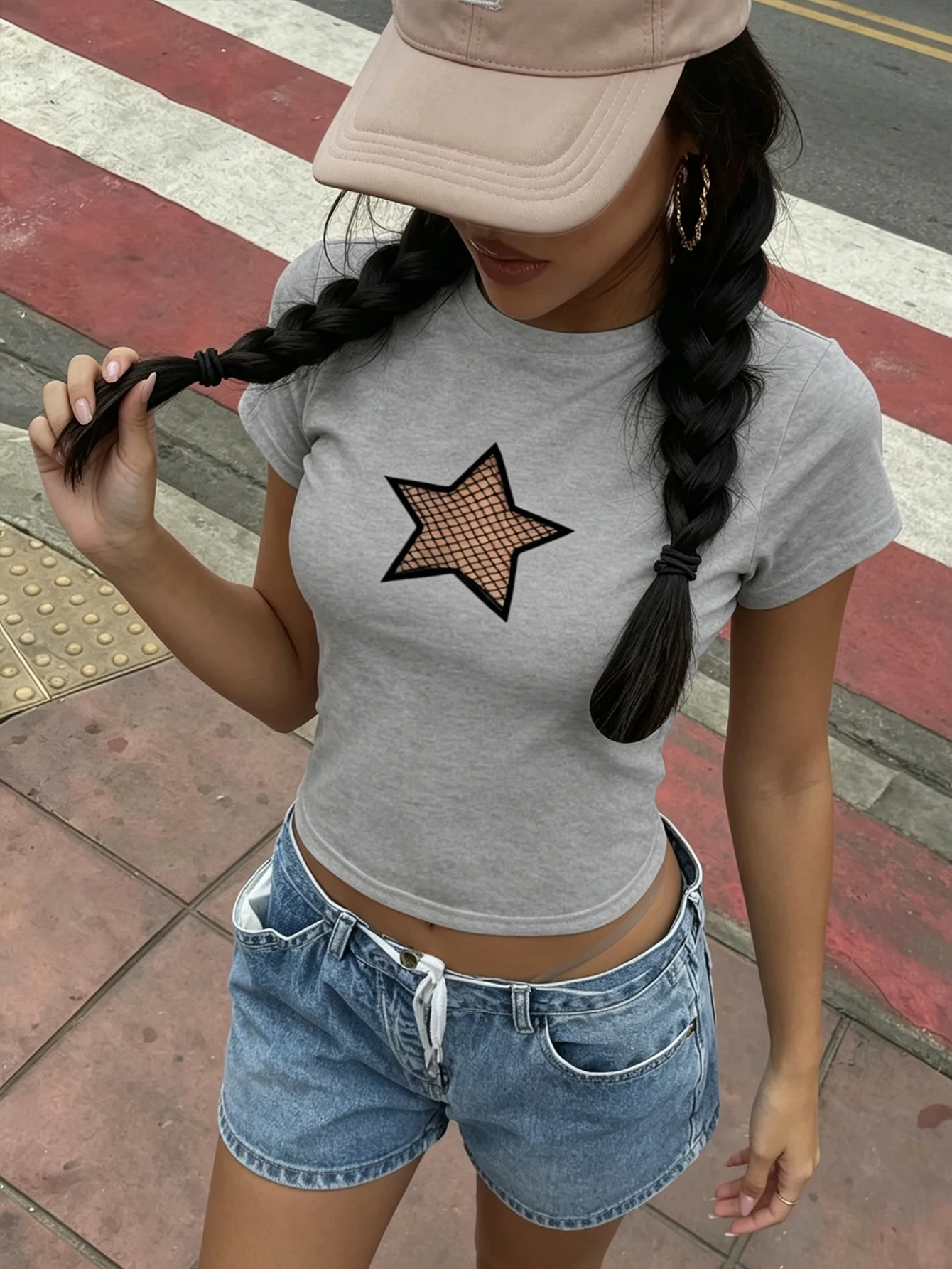 Women's Fashionable Casual Y2K Short-Sleeved Star-Shaped Open-Weave Print, Suitable for Music Festivals and Street Wear.