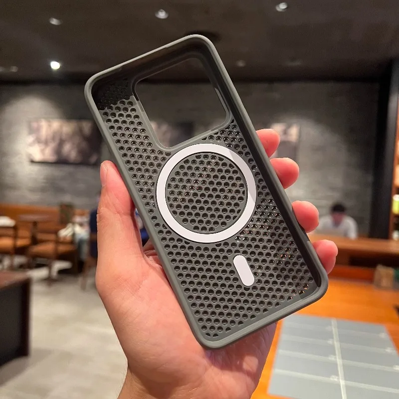 Heat Dissipation Magnetic Case For Xiaomi 17 Case Honeycomb Vent Hole Wireless Charge Cover For Xiaomi Mi 17 Shell Shockproof view 4