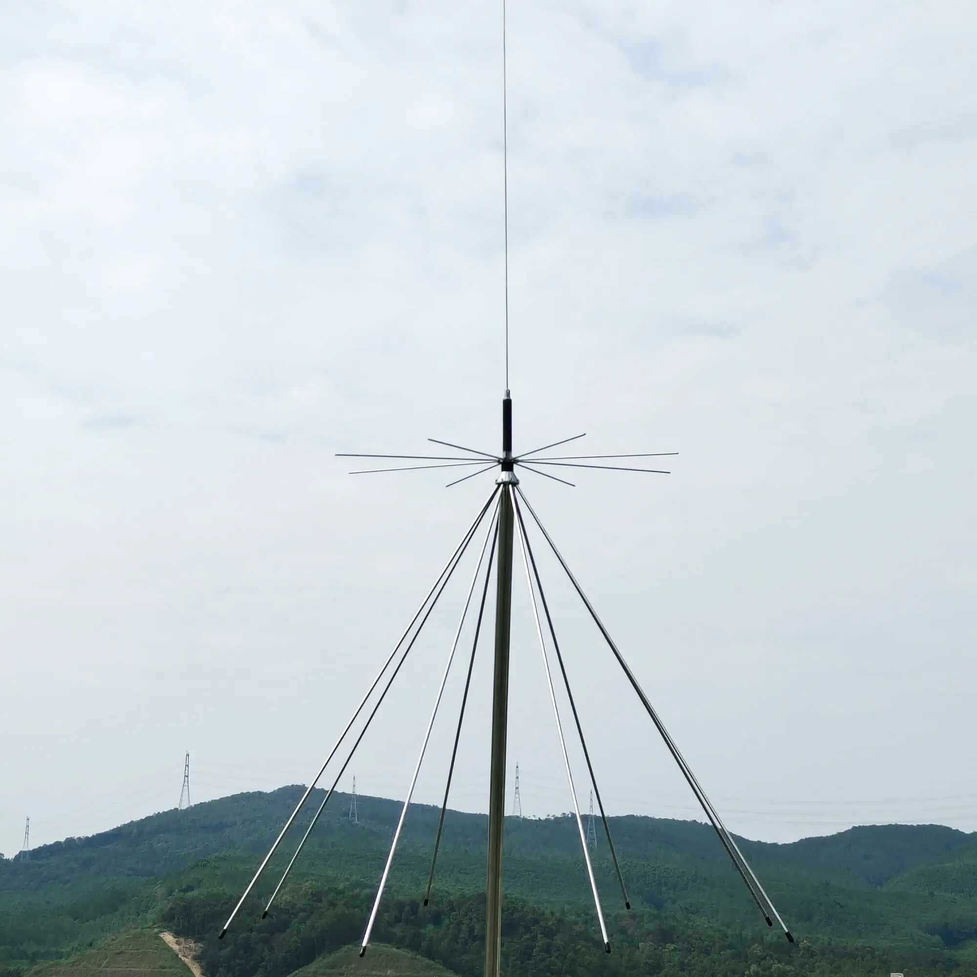 Discone Antenna D3000N Diamonds Scanner Antenna CB UHF VHF Antenna 25-3000MHz for SDR Radio Receive Transmit HF VHF