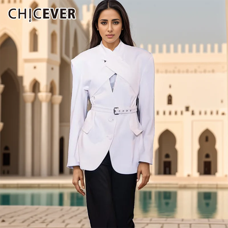 CHICEVER Blazer bianco da donna dal design incrociato con scollo a V manica lunga vita alta cintura impiombata cappotto blazer casual sottile primavera femminile