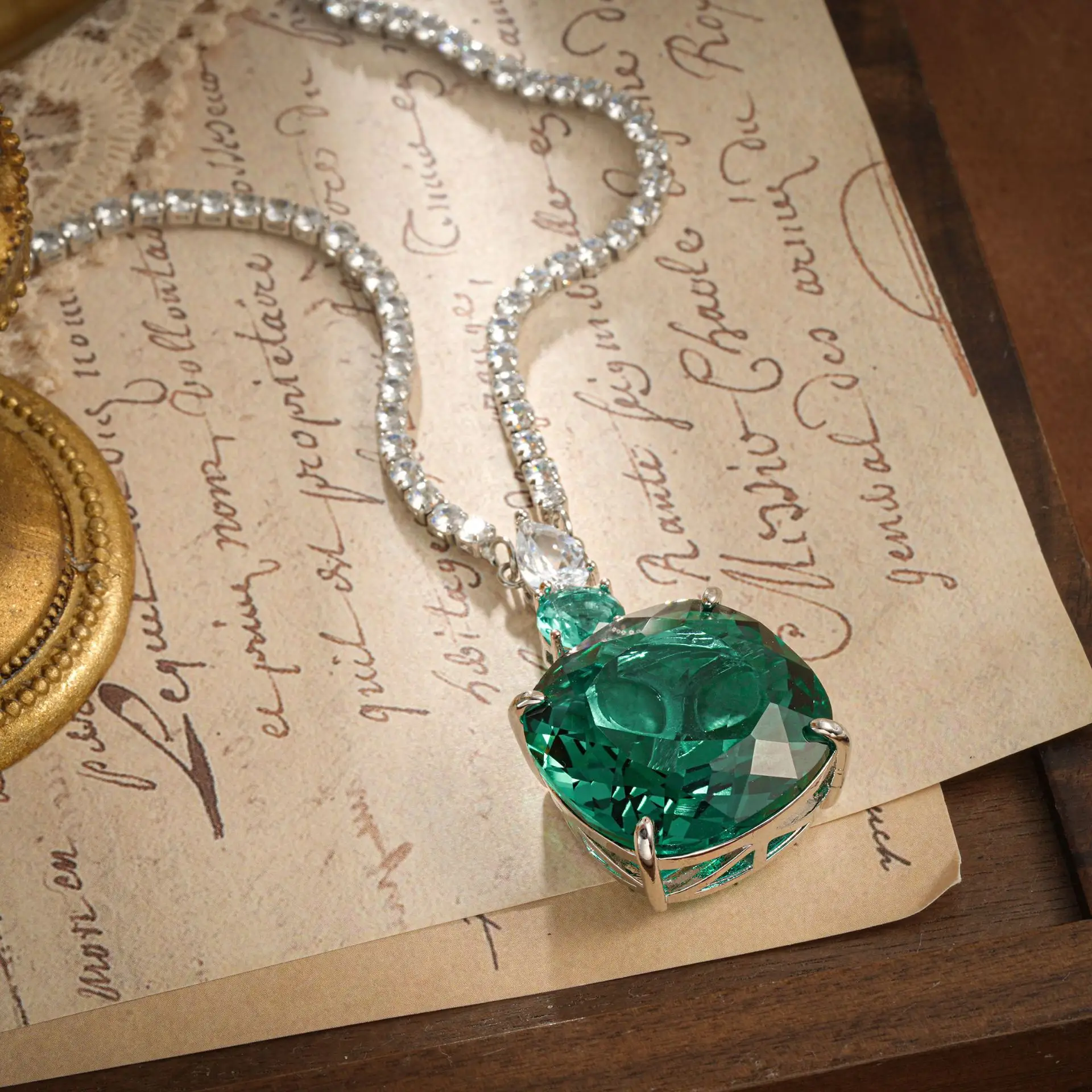 Luxury Full Rhinestone Simulated Paraiba Green Gem Pendant Necklace For Women Wedding Bridal Banquet Evening Dress Party Jewelry