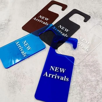 透明アクリル新着 & セール衣料品店広告ハングタグ割引プロモーションカラフルな吊り下げディスプレイボード