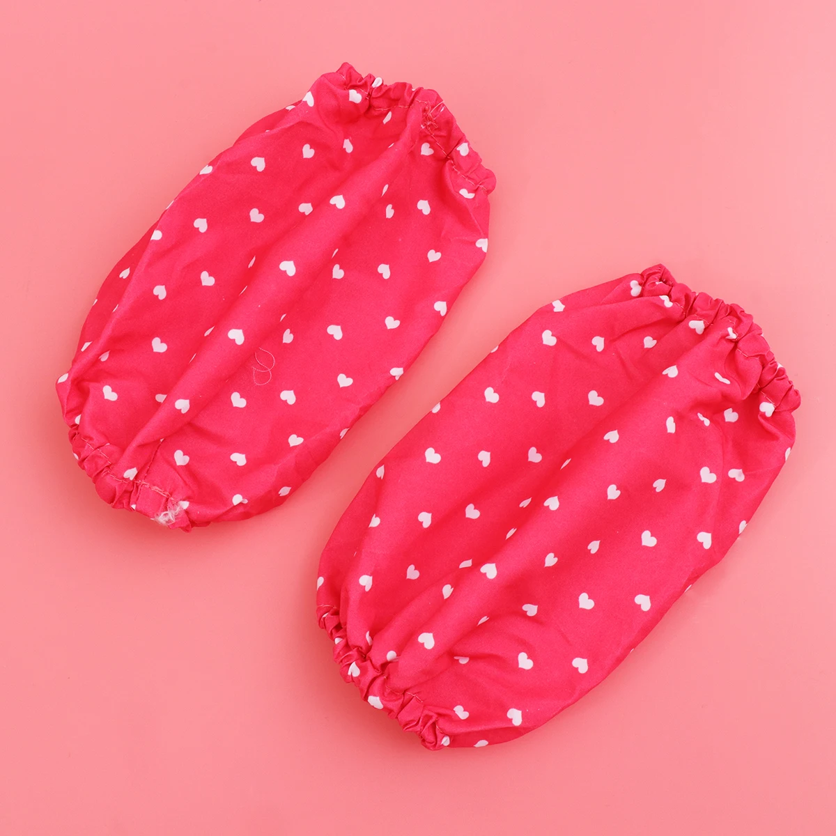 طقم مريلة طباخ قطنية للأطفال مكون من 3 قطع بتصميم قلب أحمر مع أشرطة ربط طويلة مثالية للاستخدام الفني في فئة الشواء