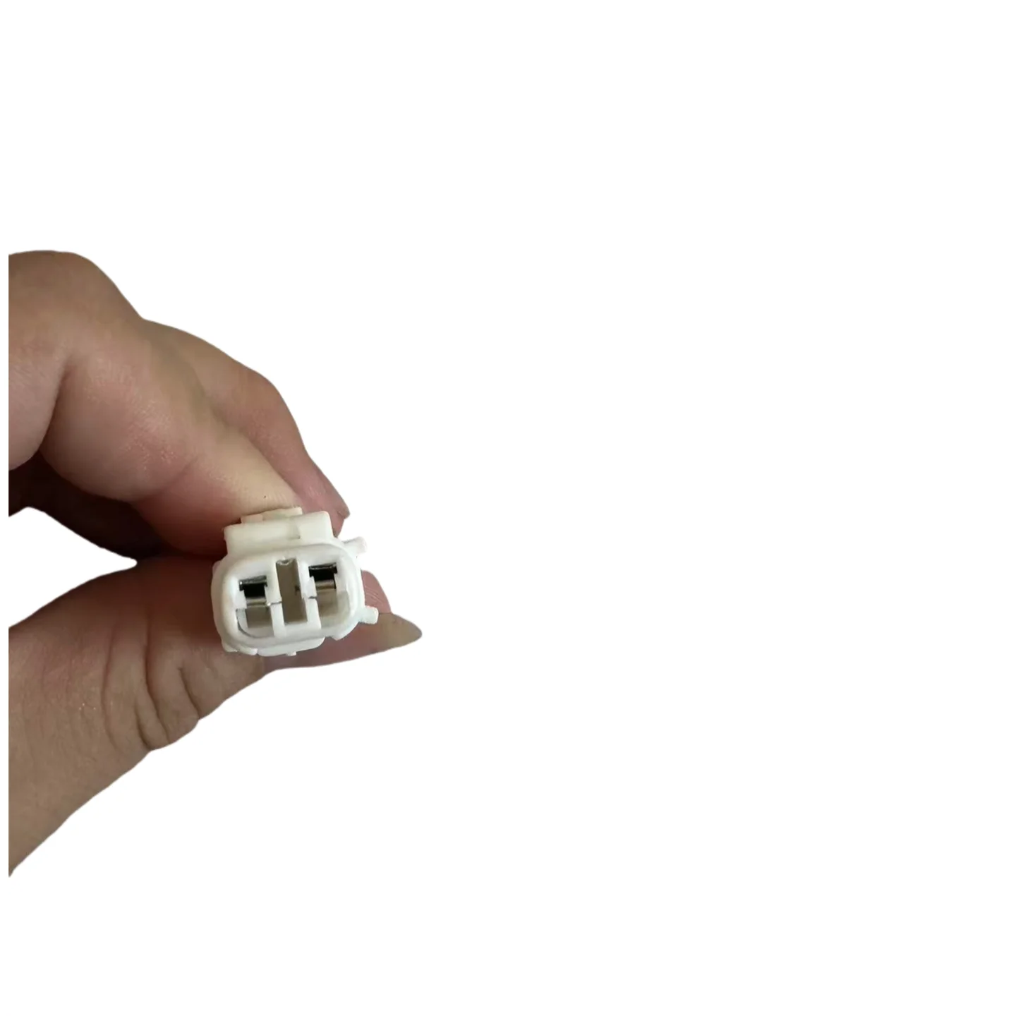 

Модификация автомобильной аудиосистемы, подходит для повышенной штекерной вилки BYD, неразрушающая установка, не повреждает хвостовую линию