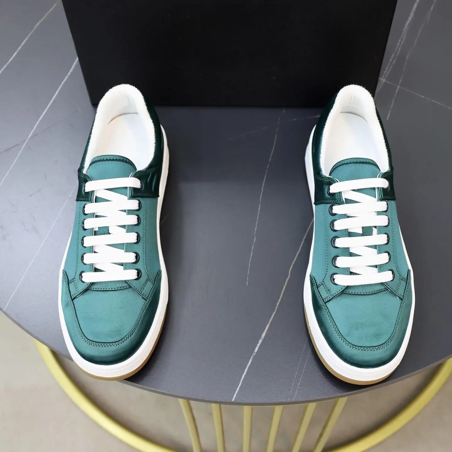 Unisex Fashion Lace Up Board Sneakers Glossy Satin Material Thick Flat Gum Sole All Match Street Footwear