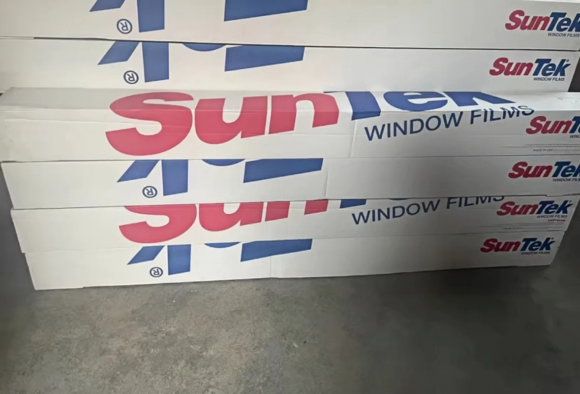suntek car window film Vlt 5% 35% 50% 70% Privacy protection Irr Uvr 99% Car window nano magnetic control ceramic sun film view 6