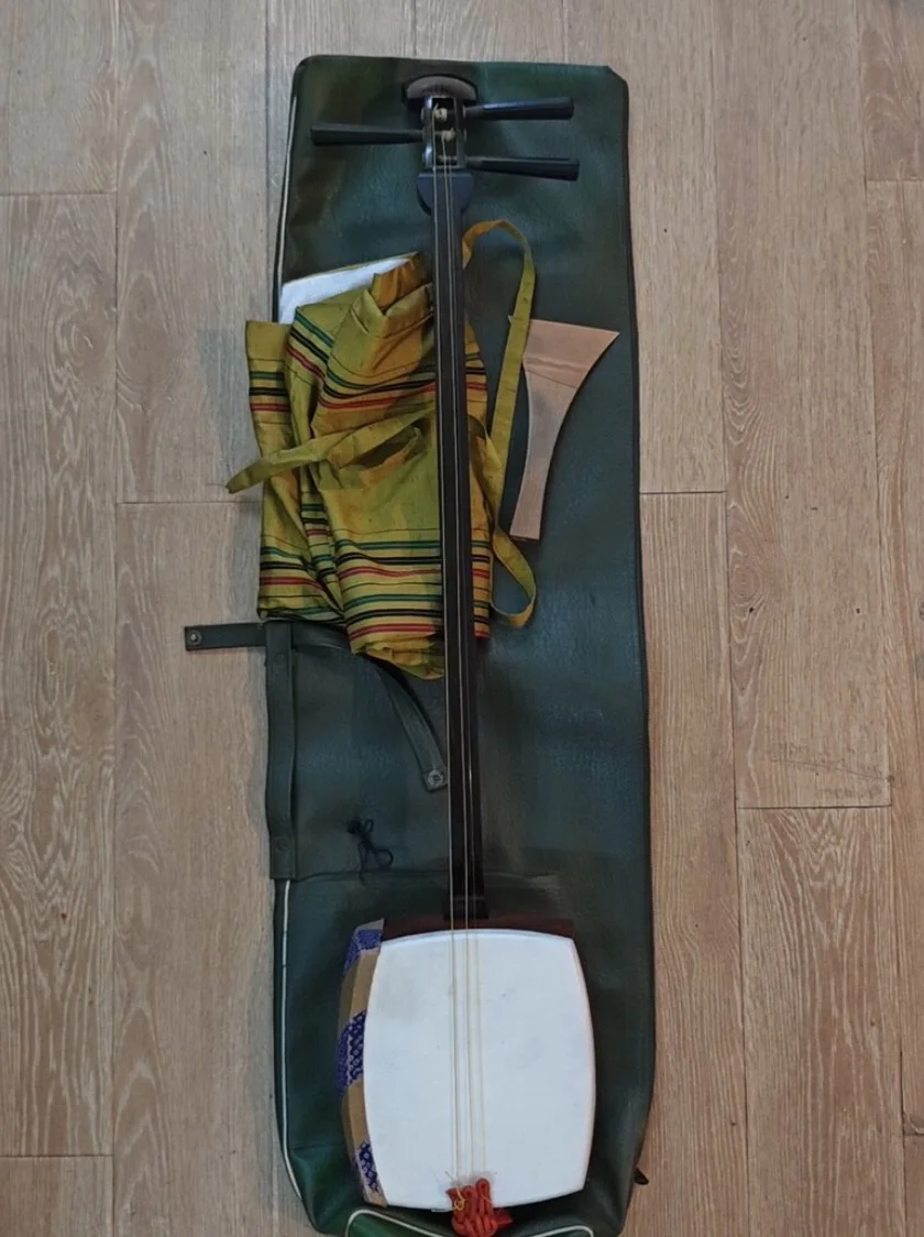 Shamisen Genuine Leather Traditional Japanese 3 String Musical Instrument for Performance Collection