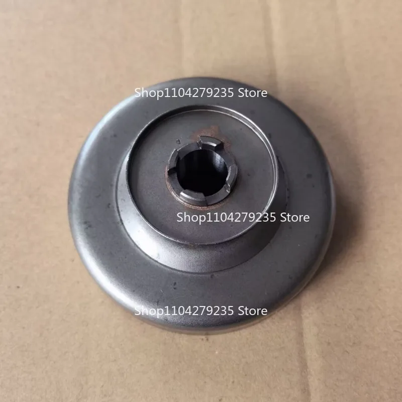 

Suitable for Sprocket Shindaiwa 488 P021037700 Sprocket. 325 "7T Clutch Drum