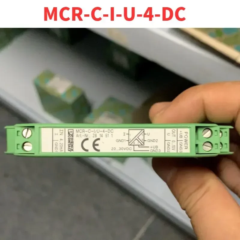 

Brand New Isolator 2814511 mcr-c-i-u-4-dc