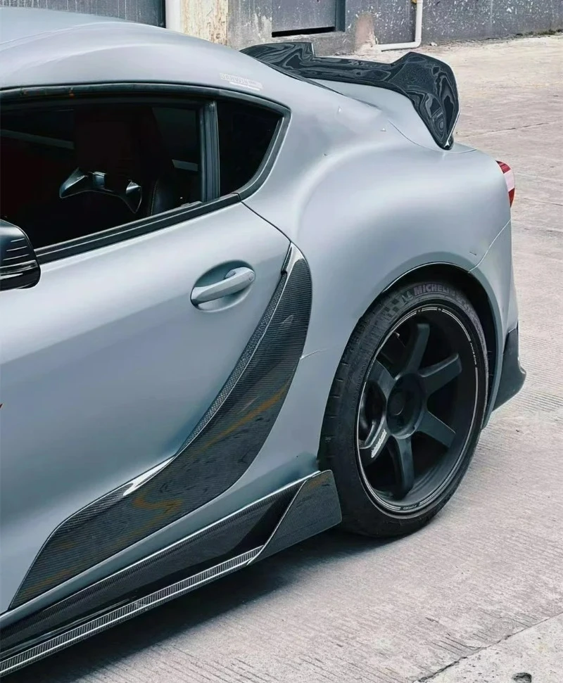 طقم الجسم المصد لمجموعة الجسم من ألياف الكربون SUPRA A90