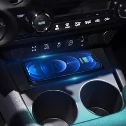 15W Car wireless charger for Toyota Hilux 2016 2017 2018 2019 2020 2021 2022 fast phone charger charging holder charging plate